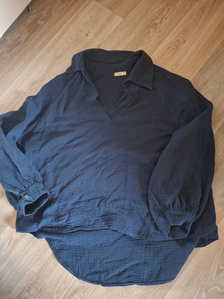 blouse Junique one size, Kleding | Dames, Junique, Ophalen of Verzenden, Blauw