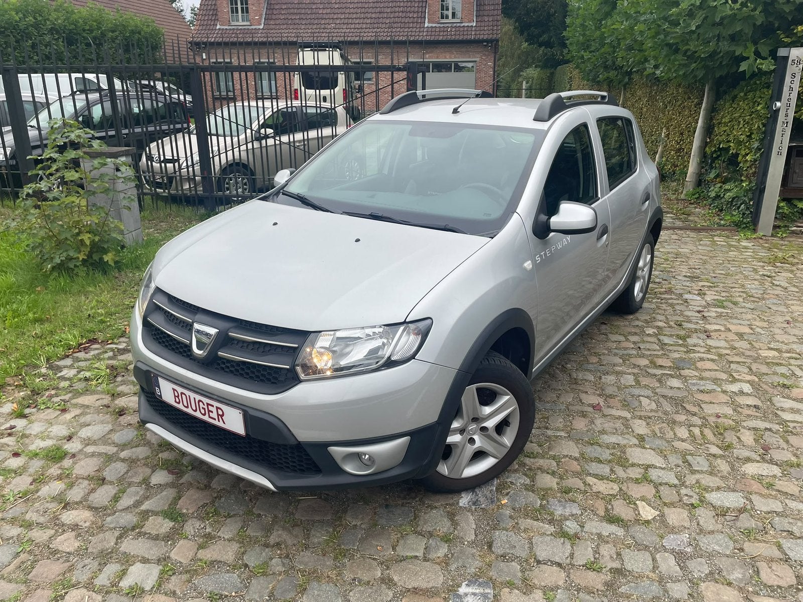 DACIA SANDERO STEPWAY | 0.9 BENZINE | AUTOMAAT | 4.400 KM!, Auto's, Stof, 989 cc, 5 zetels, 5 deurs