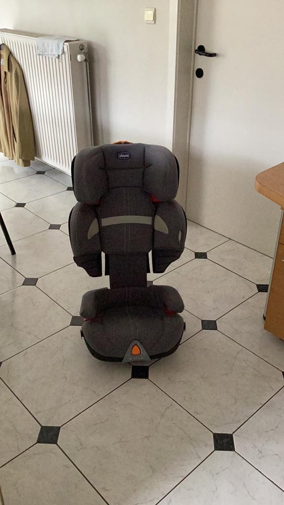 Autostoel Chicco, Kinderen en Baby's, Autostoeltjes, Ophalen, Zo goed als nieuw, Chicco