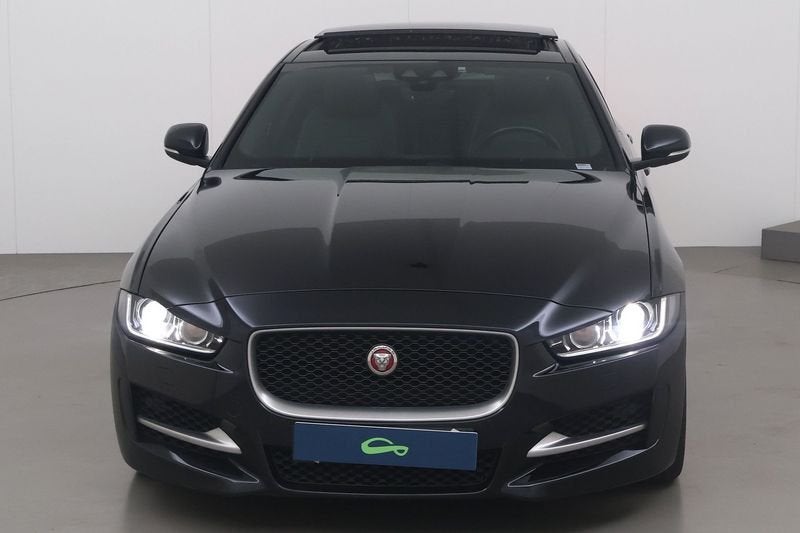 Jaguar XE 2.0 t r-sport 200 AT, Autos, Achat, Entreprise, 200 ch, 1645 kg