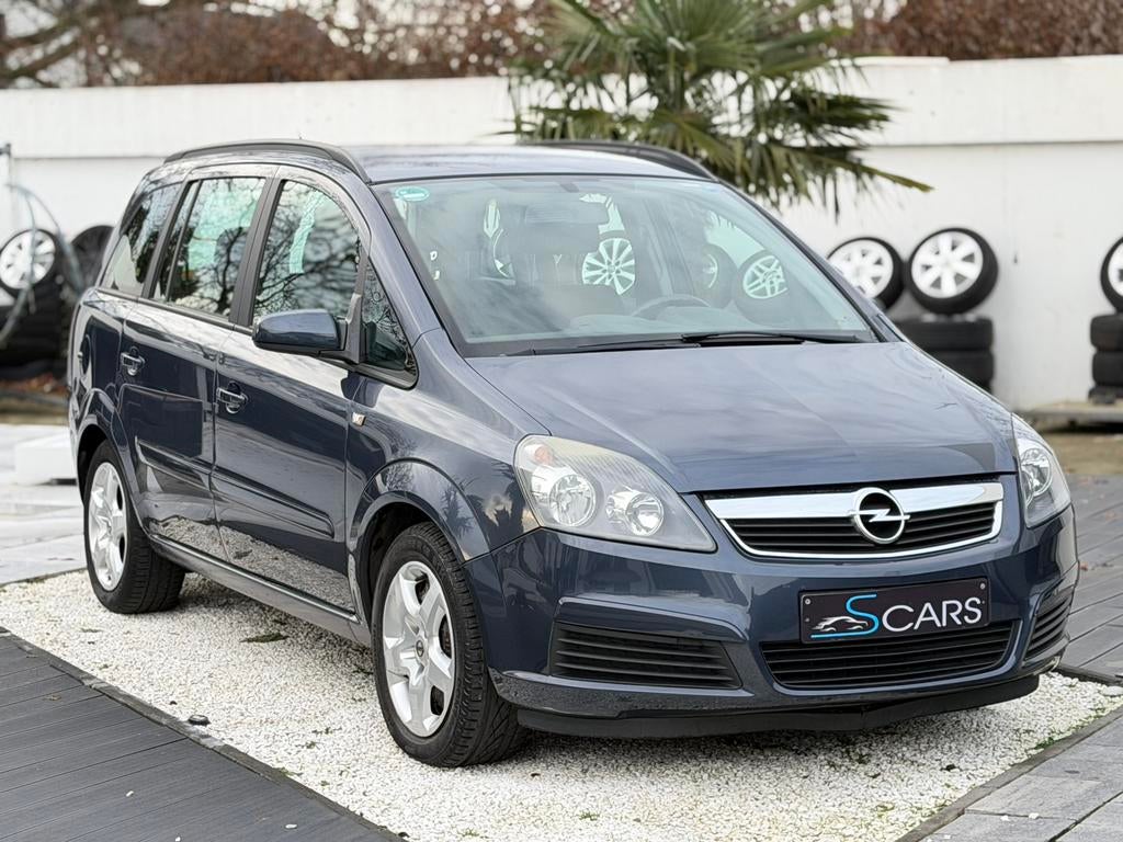 Opel zafira 1.6i ** 7 Plaatsen ** 130.000 km ** Airco **, Auto's, Opel, 4 cilinders, 1600 cc, 7 zetels, Bedrijf