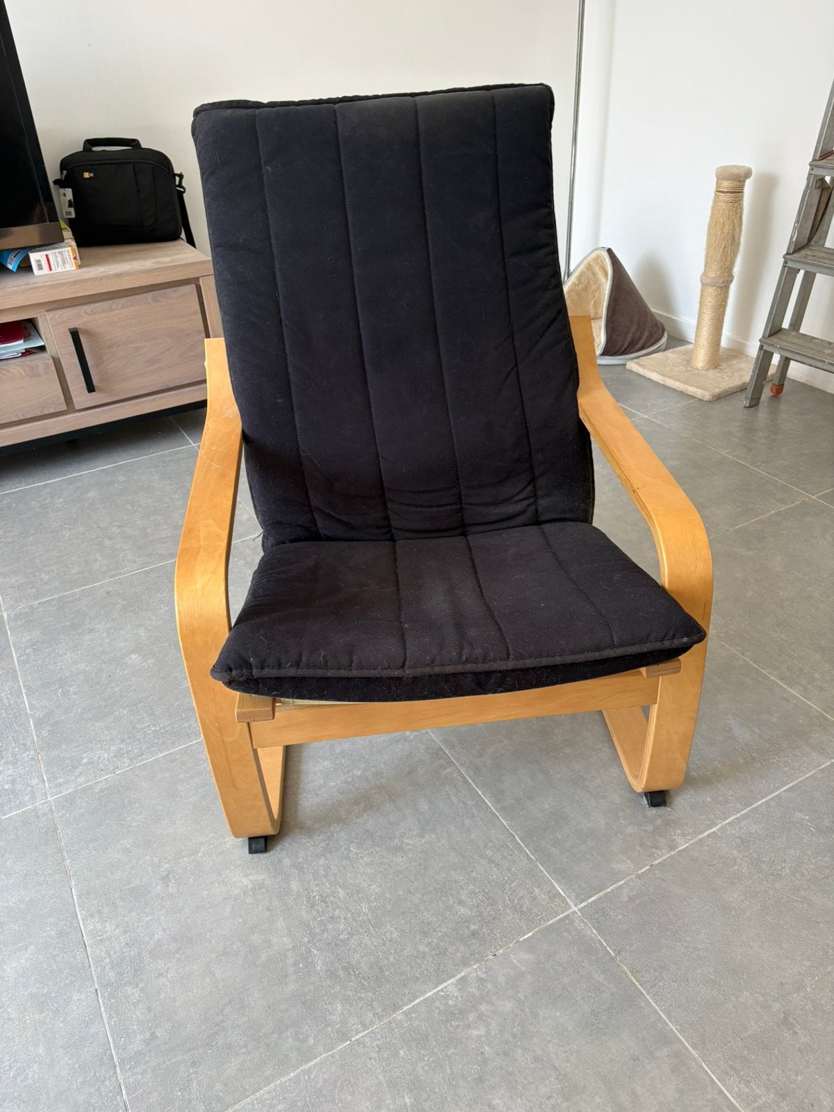 Chaise noir IKEA, Enlèvement, Comme neuf