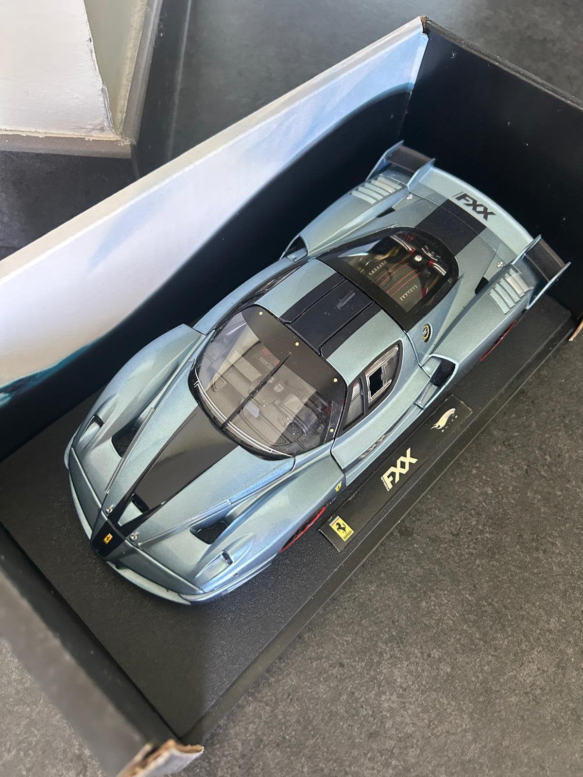 Ferrari FXX miniatuur (limited edition!), Ophalen of Verzenden, Zo goed als nieuw