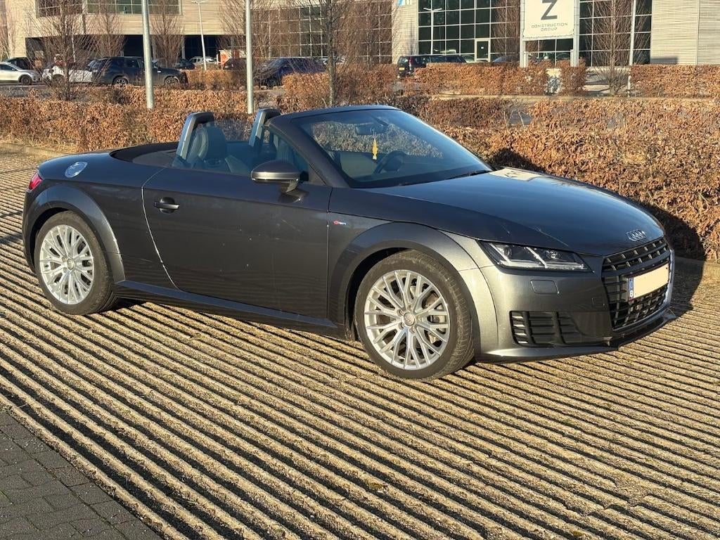 Audi TT roaster, Autos, Audi, Cuir, Argent ou Gris, Euro 6, Boîte manuelle