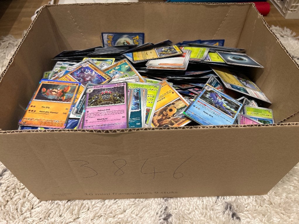 3846 cartes Pokémon, Enlèvement ou Envoi