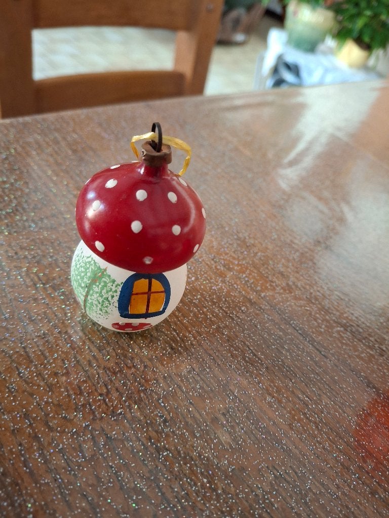 Ancienne boule de noel .champignon, Enlèvement ou Envoi, Utilisé