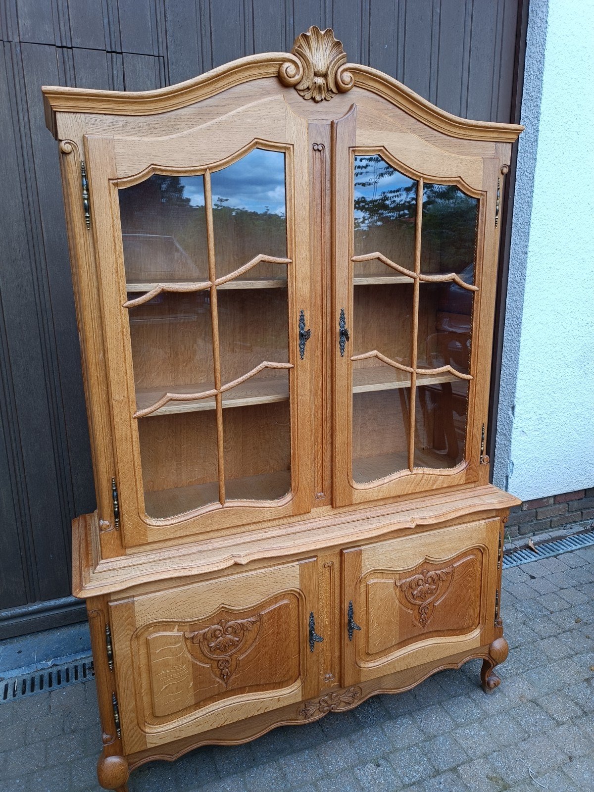 Mooie vitrine kast/ buffet kast, Ophalen