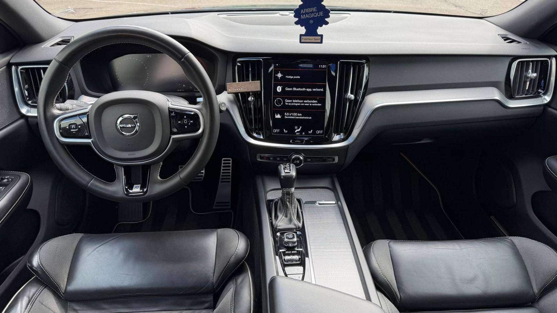 Volvo V60 2.0 D3 Geartronic R-Design Carplay/Leder/Zetelvw/2, Autos, Argent ou Gris, Achat, Entreprise, Détection des panneaux routiers