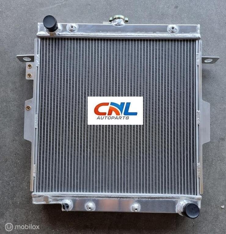 Radiateur TOYOTA LAND CRUISER HZJ70/HZJ73/HZJ77 1HZ 4.2L DIE, Neuf, Enlèvement ou Envoi