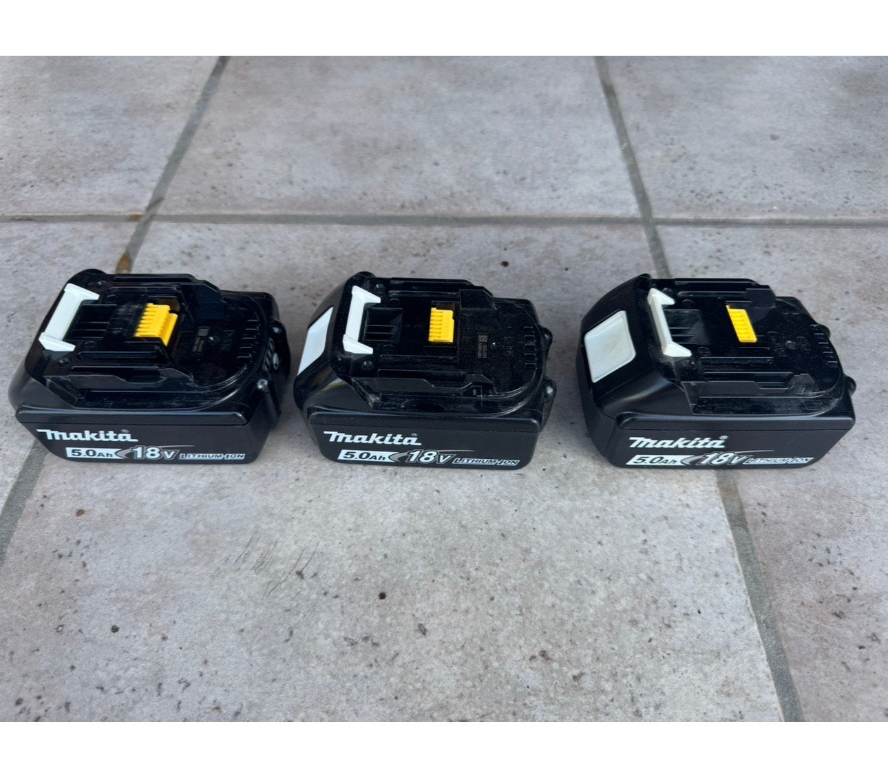Nieuwe Makita 5,0 Ah 18 v-batterijen, Ophalen, Zo goed als nieuw