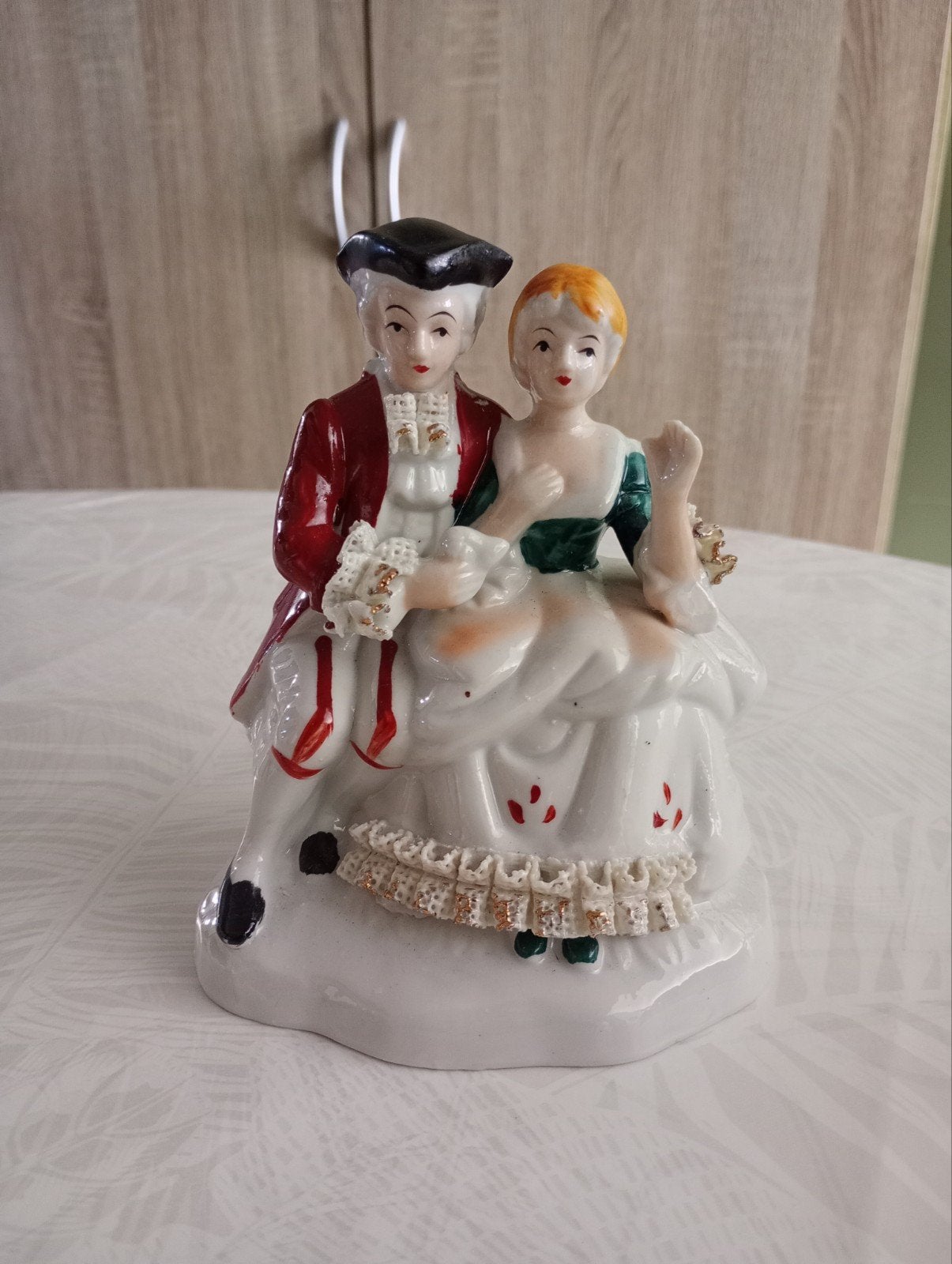 Figurine vintage en porcelaine – Couple de Marquis / Cour ga, Collections, Enlèvement ou Envoi