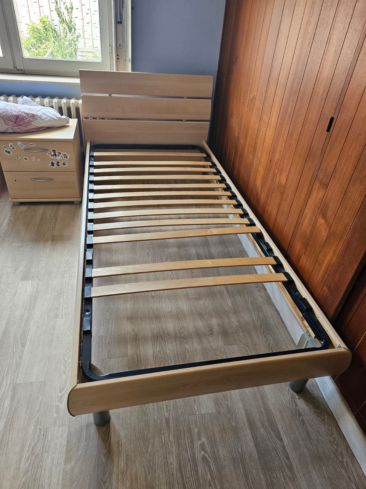 bed met matras, Huis en Inrichting, Slaapkamer | Bedden, Ophalen of Verzenden