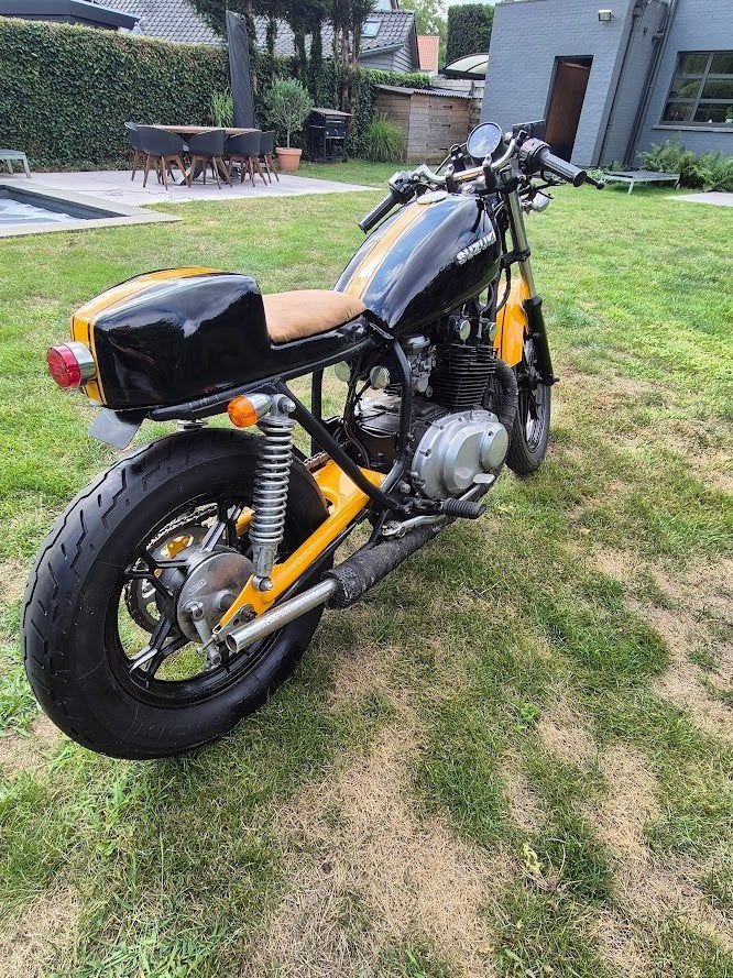 cafe racer SUZUKI GS 450, Motoren, 450 cc, 2 cilinders, Gebruikt, Particulier