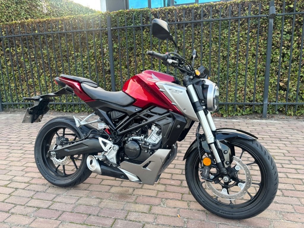 Honda CB125R, Motos, Entreprise, Occasion, Permis Moto A1 minimum, ABS