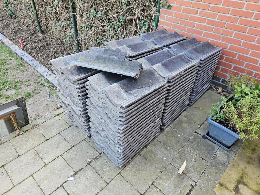Oude dakpannen RBB sneldek, Ophalen, Dakpannen