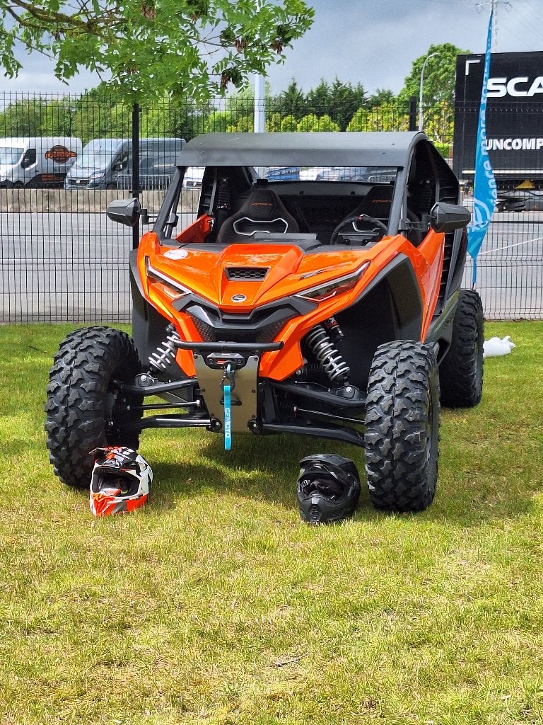 Cfmoto Z10 turbo, 3 cilinders, 1000 cc