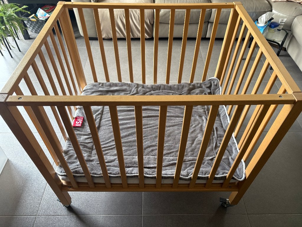 Park Childhome in beuk + matras + overtrek + boxkleed ISI, Kinderen en Baby's, Ophalen, Gebruikt, Rechthoekig, In hoogte verstelbaar