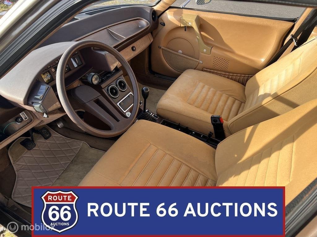 Citroën CX 2400 | 1976 | Route 66 Auctions, Citroën, Zwart, Bedrijf, Handgeschakeld