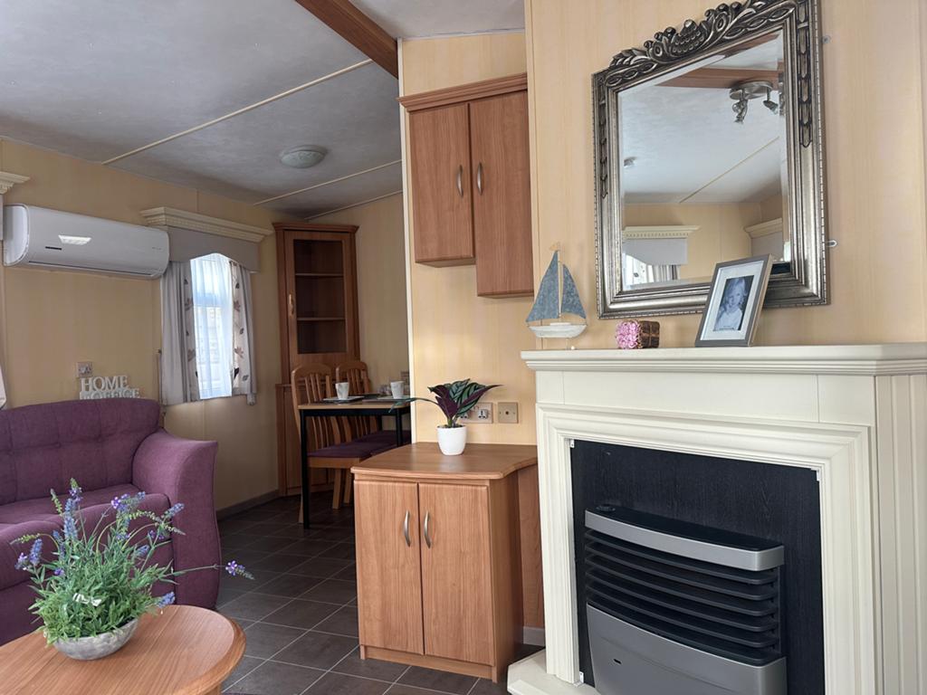 OCC DEPOT 12 ZEER NETTE EN RUIME CARLTON 1100X370/2, Caravans en Kamperen, Stacaravans