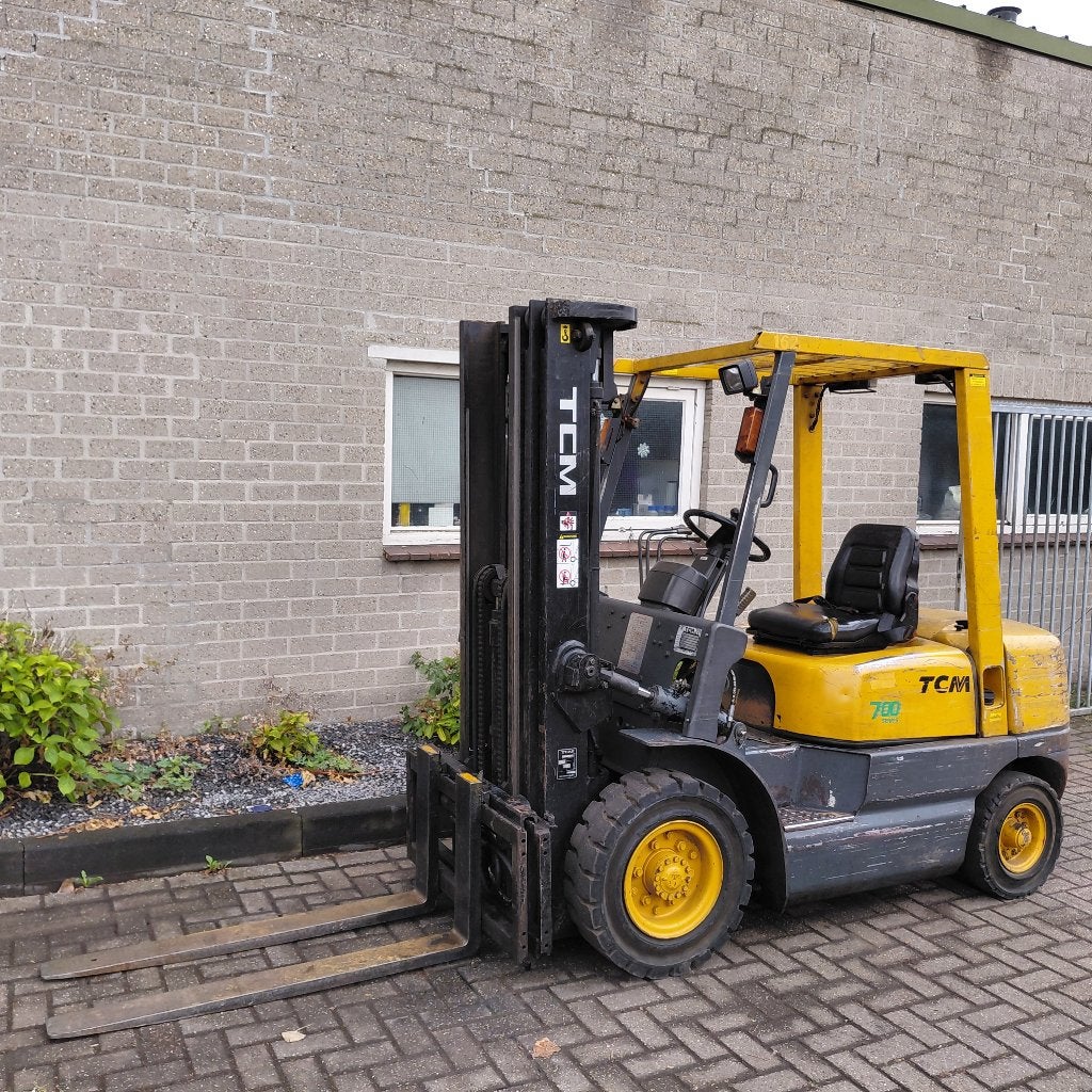 TCM FD25 Z5T Diesel Heftruck Triplo, Zakelijke goederen, Machines en Bouw | Heftrucks en Intern transport, Ophalen, Diesel, Linde Toyota Jungheinrich Tcm Hyster Nissan Komatsu Still