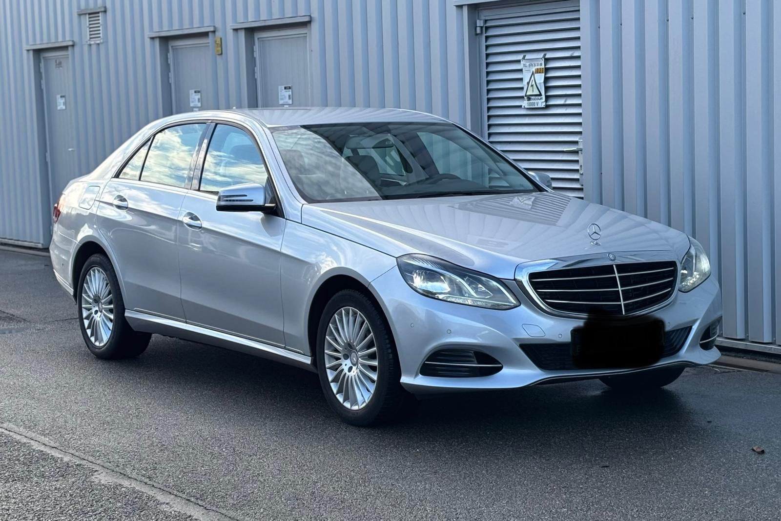 Mercedes E200 — 2015 — Euro 6b — Automatique — 70 000 km