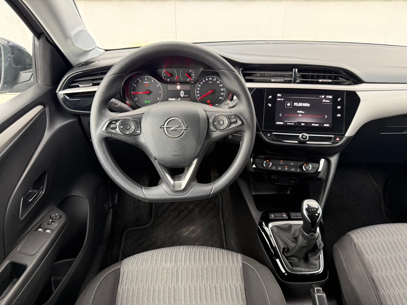 OPEL CORSA 1.2i - CRUISECONTROL - AIRCO, Auto's, Voorwielaandrijving, 118 g/km, Stof, 1199 cc