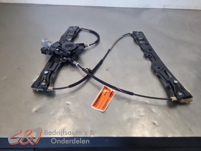 Ruitmechaniek 4Deurs links-voor van een Ford Ranger, Gebruikt, -, -, Ophalen of Verzenden
