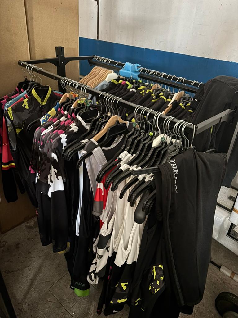 Lot nieuwe fietskleding spider king, Fietsen en Brommers, Fietsaccessoires | Fietskleding, Ophalen, Nieuw, Bovenkleding