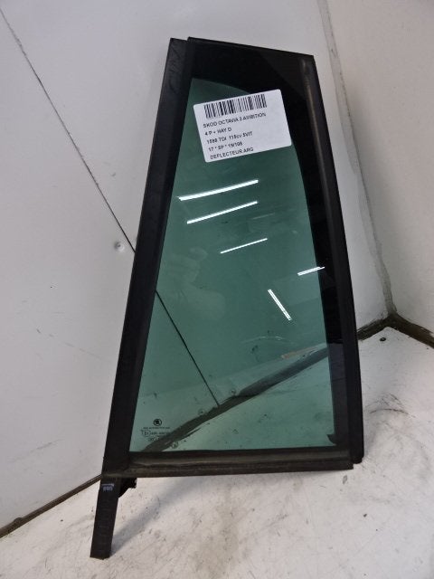 PORTIERRUIT LINKS ACHTER Skoda Octavia Combi (5EAC), Gebruikt, Skoda