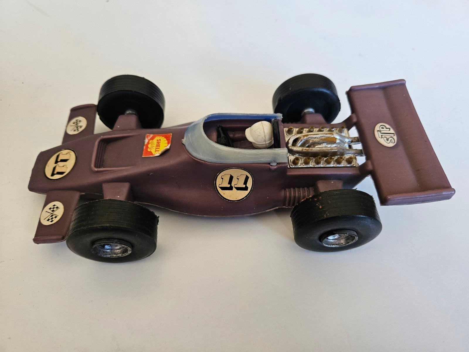 Viintage miniatuur raceauto, Ophalen