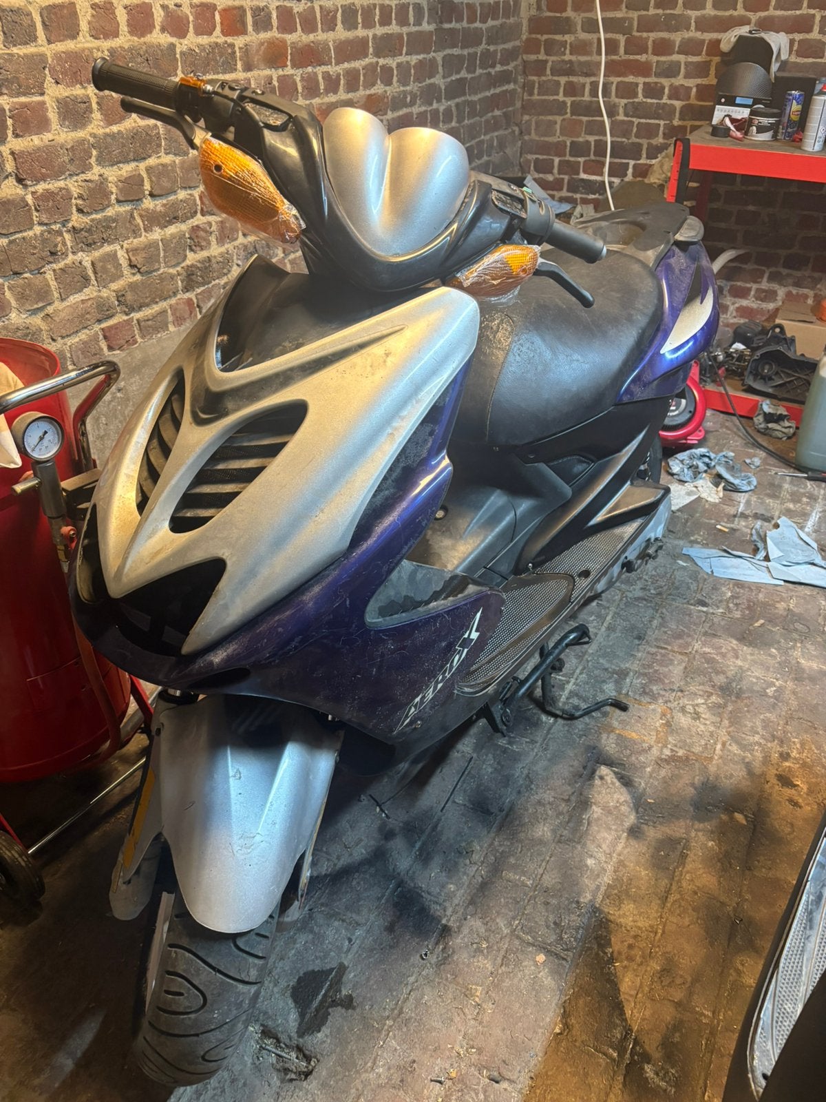 Mbk nitro 2005 50cc, Fietsen en Brommers, Scooters | Yamaha, Zo goed als nieuw, Ophalen