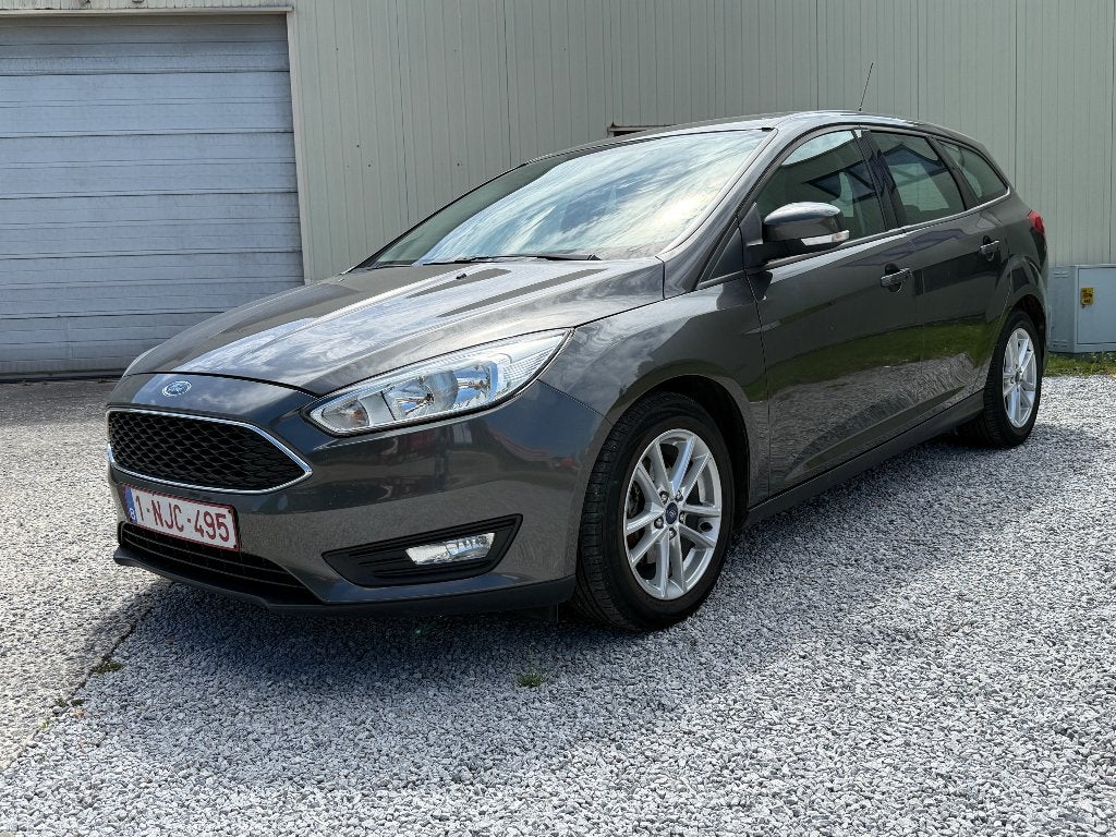 Ford Focus 1.5tdci SW 2016 Euro6, Auto's, Ford, Dealer onderhouden, Stof, 4 cilinders, Bedrijf