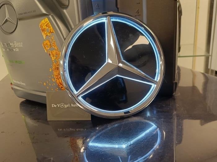 Embleem van een Mercedes Diversen, -, -, Nieuw, Ophalen of Verzenden