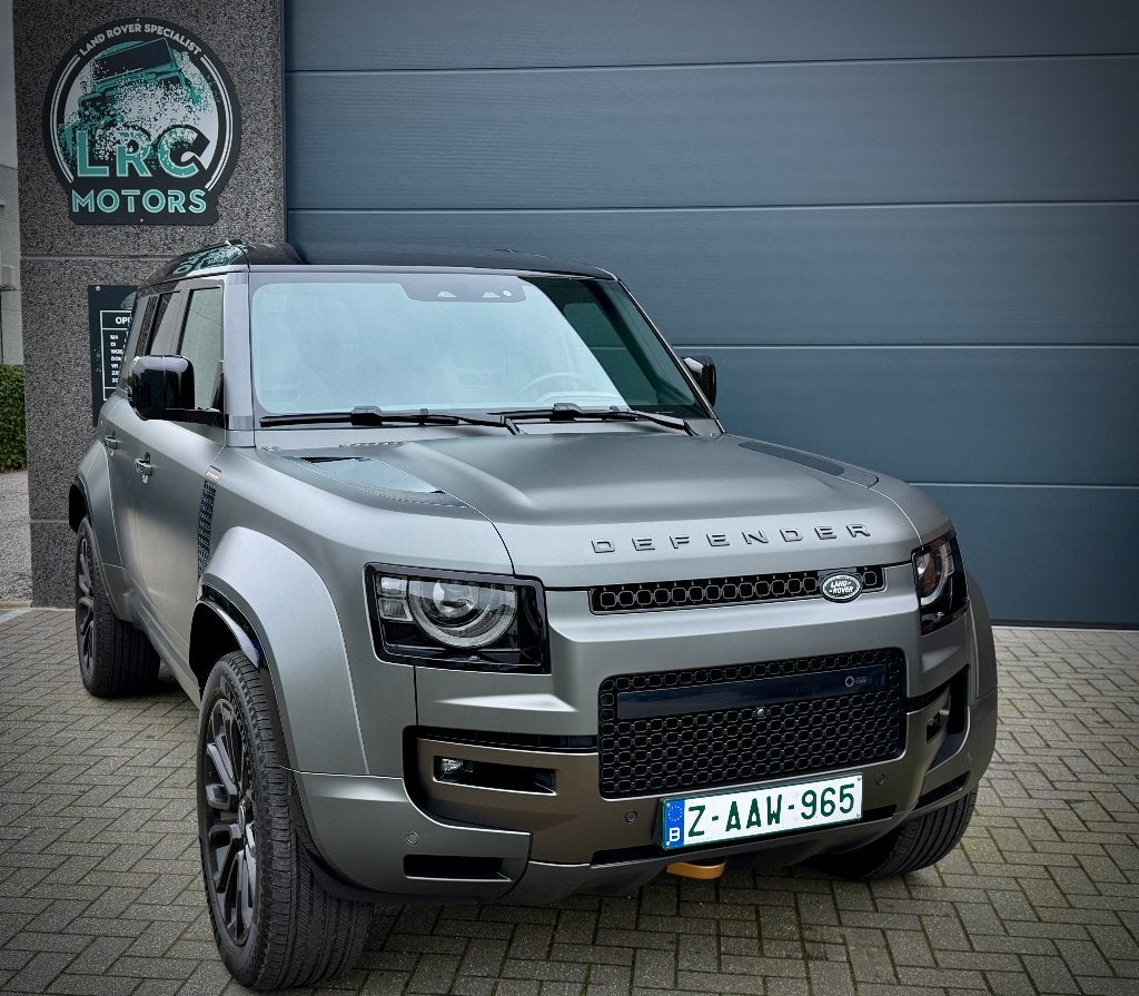 DEFENDER OCTA EDTION ONE // FAROE GREEN // FULL OPTION // BE, Auto's, Dealer onderhouden, 5 zetels, SUV of Terreinwagen, 3500 kg