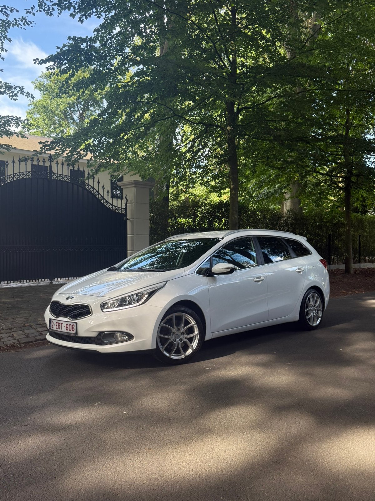 KIA CEED 2015 1.4 BENZINE GEKEURD VOOR VERKOOP, Autos, Kia, Euro 5, Achat, Boîte manuelle, Particulier