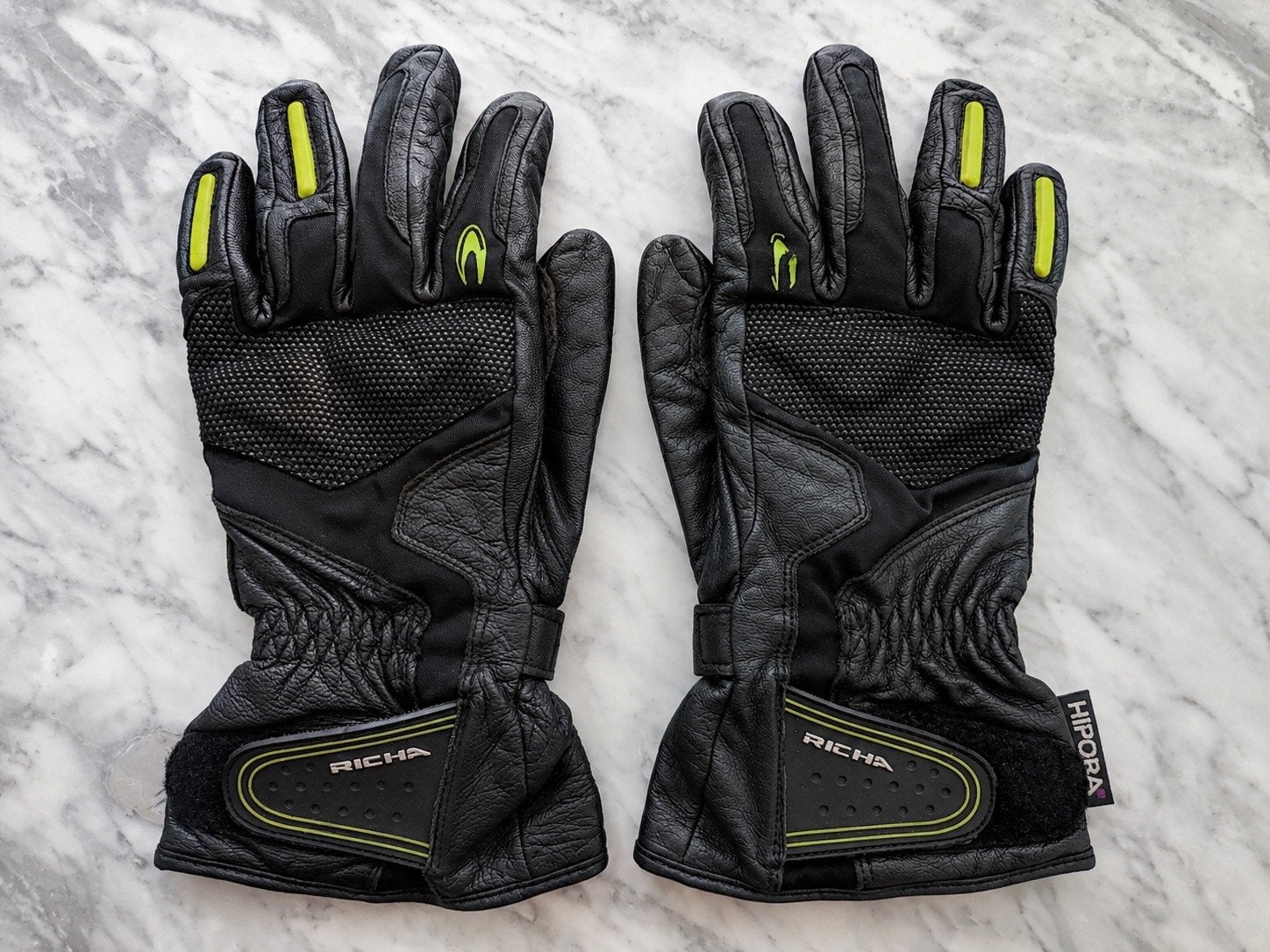 Richa motorhandschoenen Medium, Motoren, Kleding | Motorkleding, Handschoenen, Ophalen