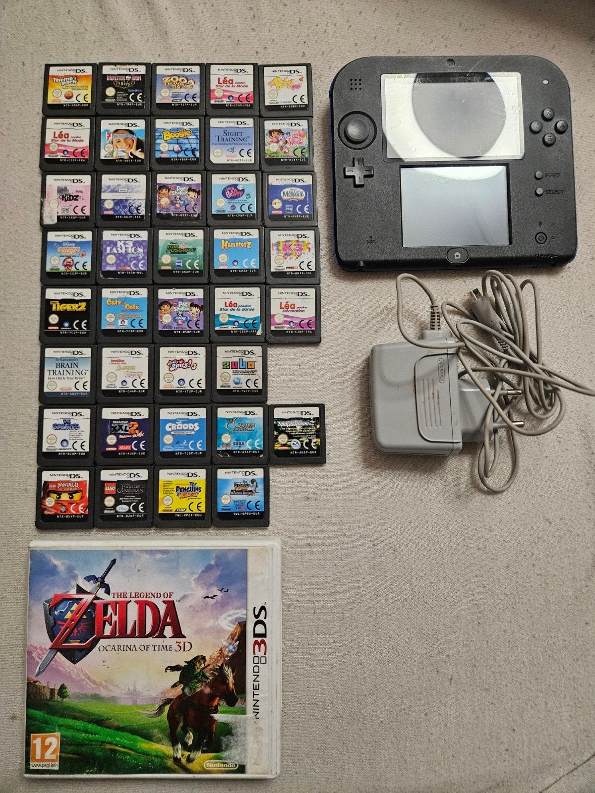 nintendo 2ds +38jeux ds + zelda ocarina of time 3ds, Games en Spelcomputers, Ophalen, 2DS