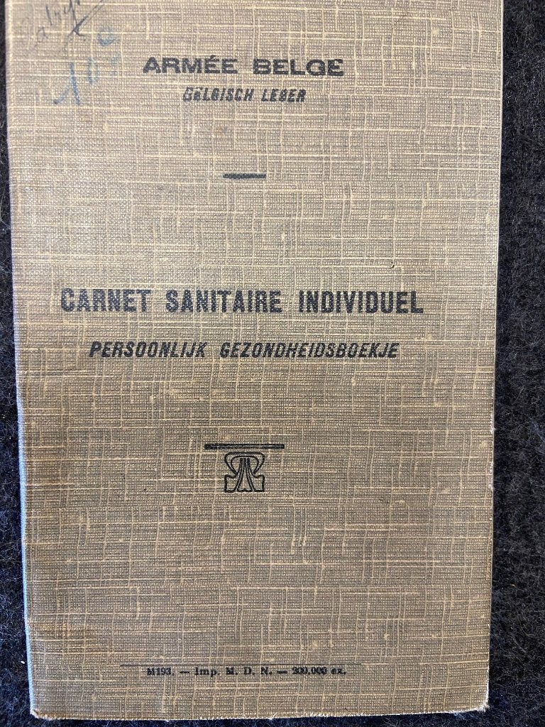 Armée belge ABBL carnet sanitaire 1er regiment artillerie, Enlèvement ou Envoi, Armée de terre, Autres types