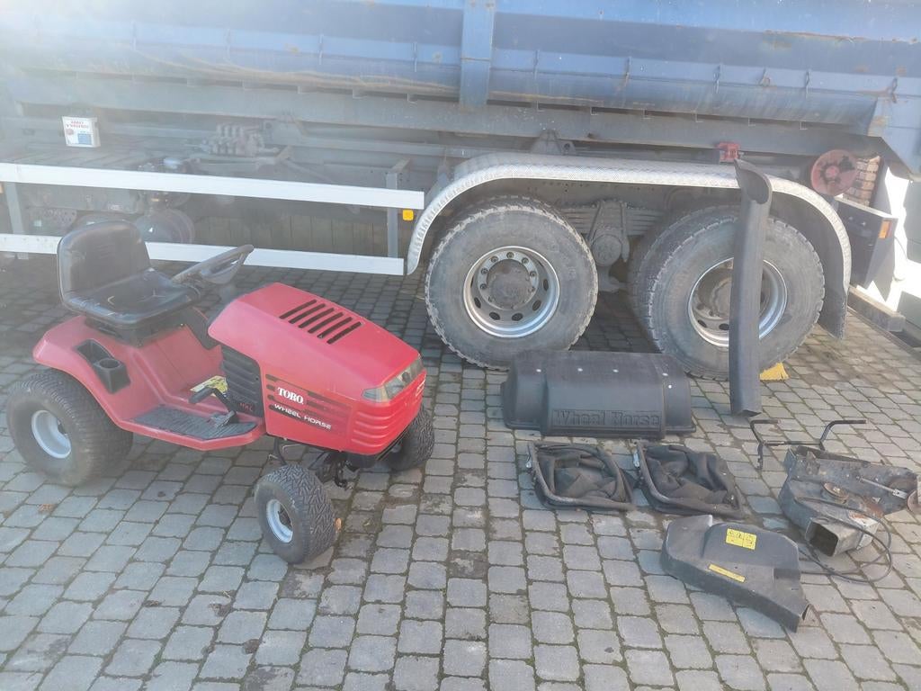 Vend toutes pièces Toro Wheel Horse 16-44 hxl., Tuin en Terras, Zitmaaiers, Ophalen