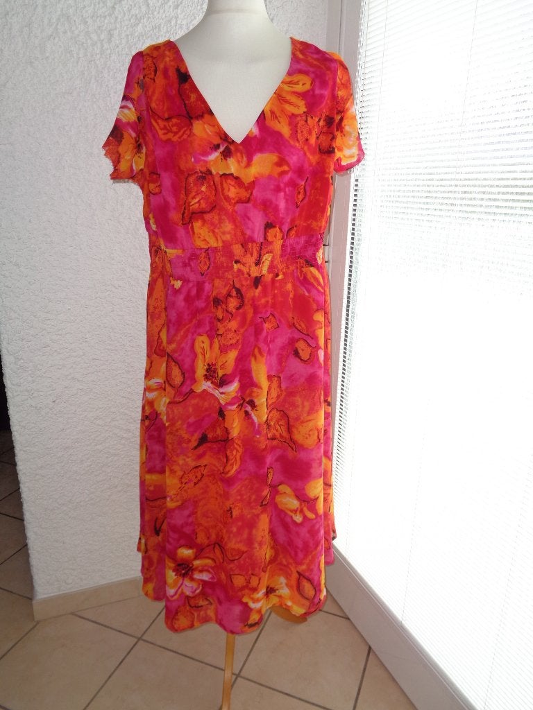 Robe longue imprimée rose Taille 52, Taille 46/48 (XL) ou plus grande, Porté, Envoi, Rose