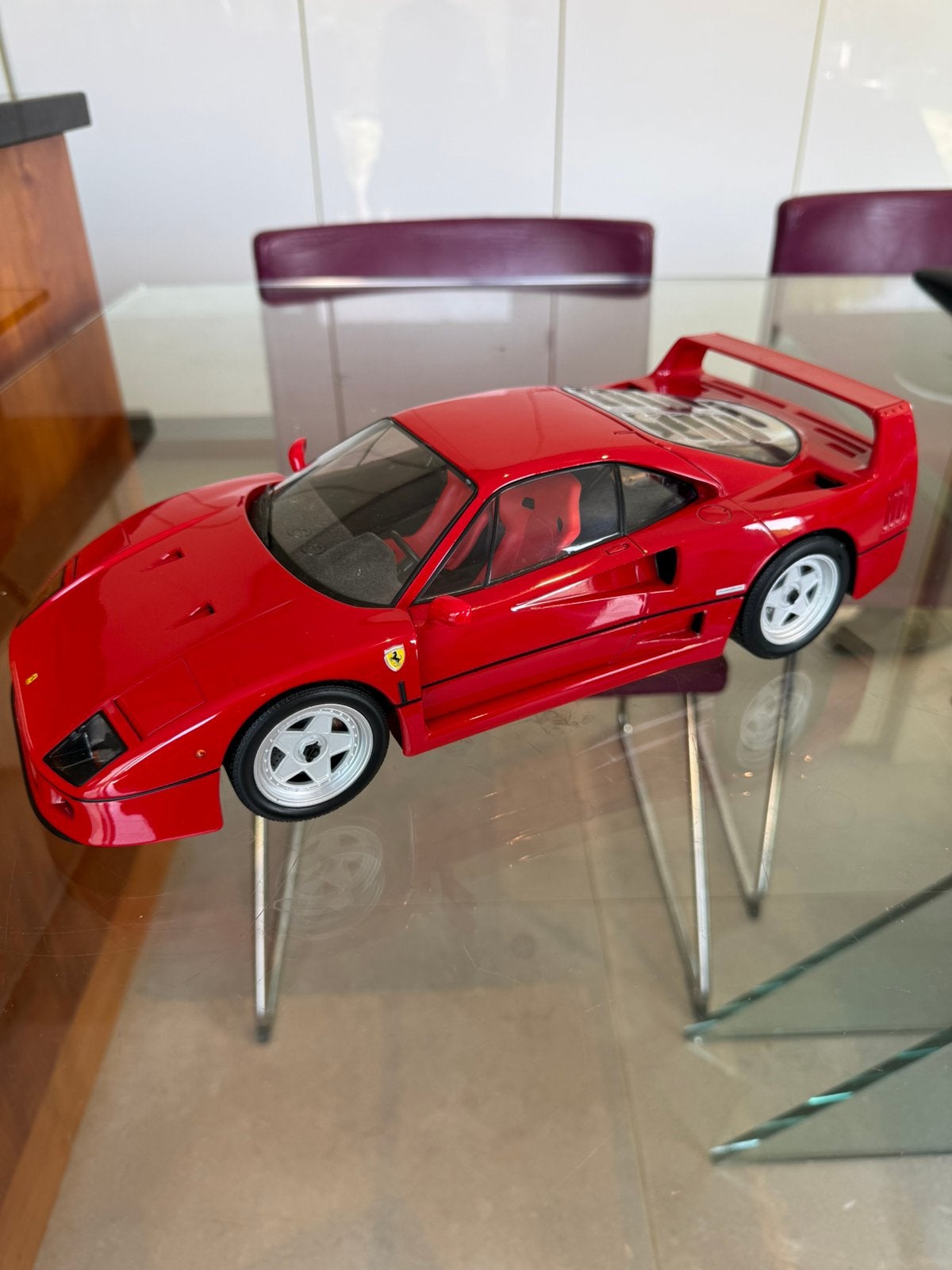 Superbe Ferrari f40 1:18 Norev sans boite, Hobby & Loisirs créatifs, Enlèvement ou Envoi, Comme neuf, Norev