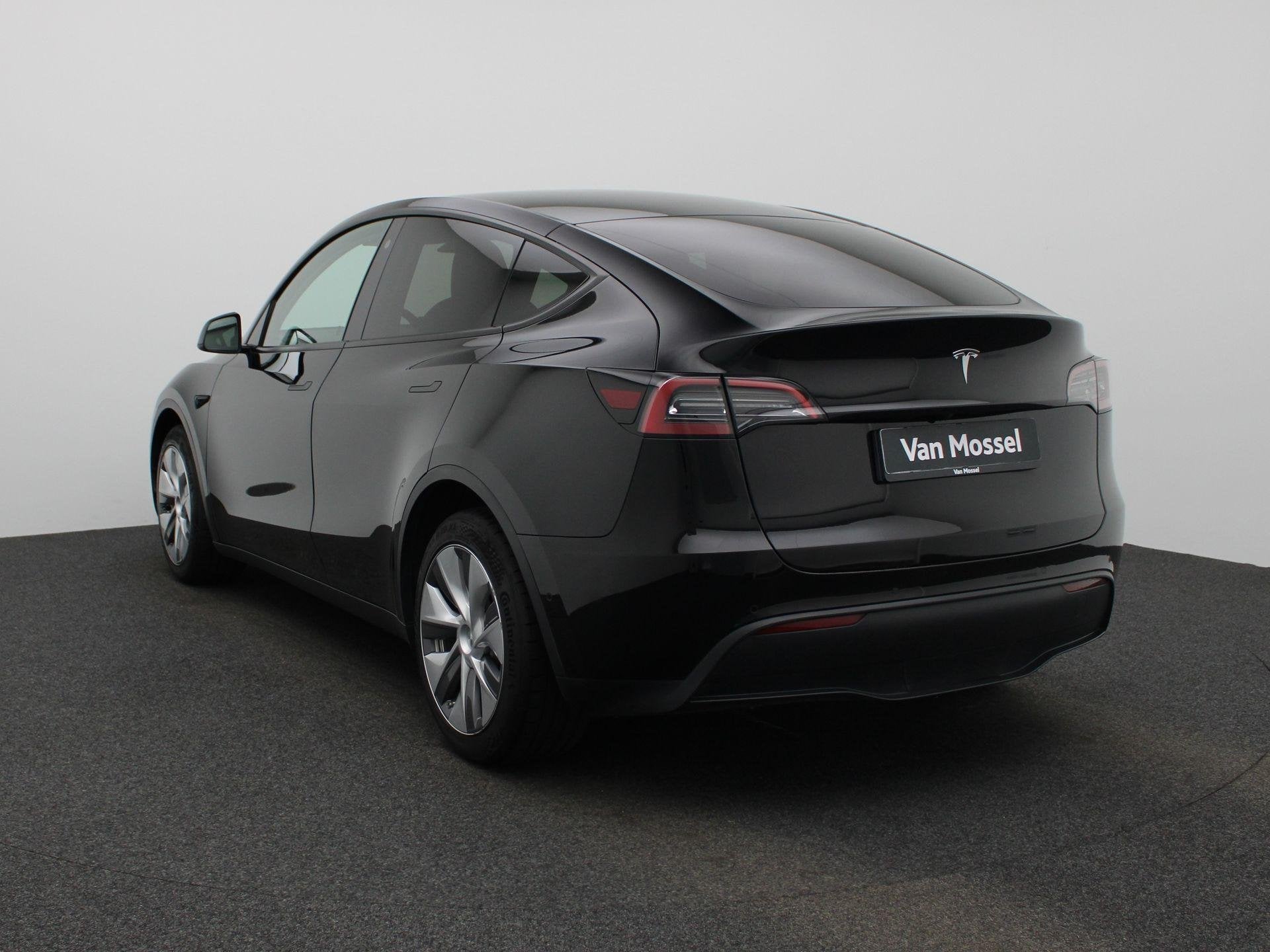 Tesla Model Y Long Range Dual Motor AWD (automatique), Autos, Achat, Entreprise, Electronic Stability Program (ESP), 5 portes