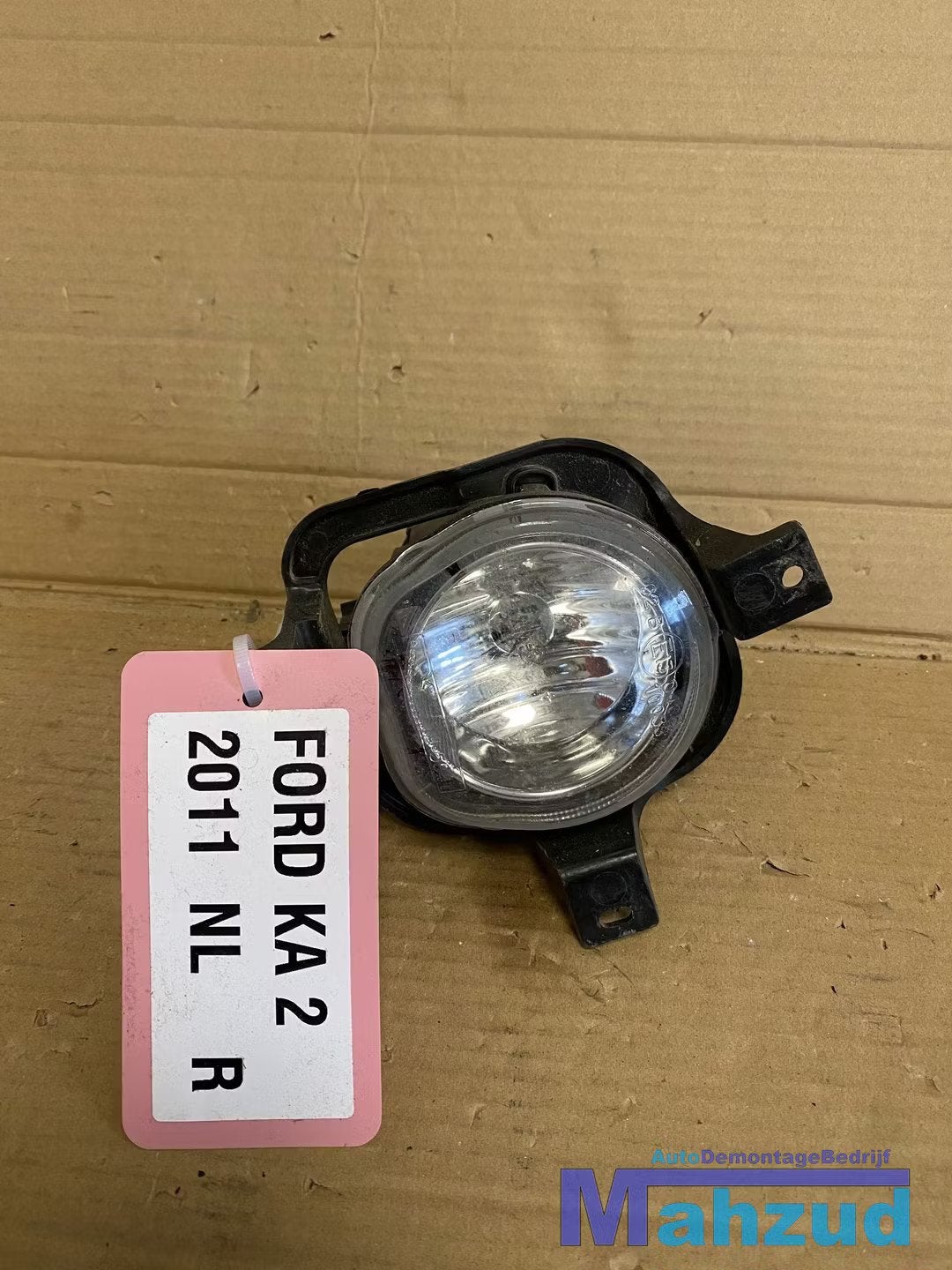 FORD KA 2 rechts mistlamp 2008-2016, Info@ford.com, Ford Motor Company, American Road 1
48126  Dearborn, Ford