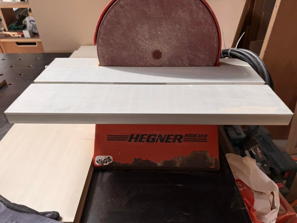 Ponceuse à disque Hegner HSM 300., Ophalen, Gebruikt, 600 tot 1200 watt, Excentrische schuurmachine
