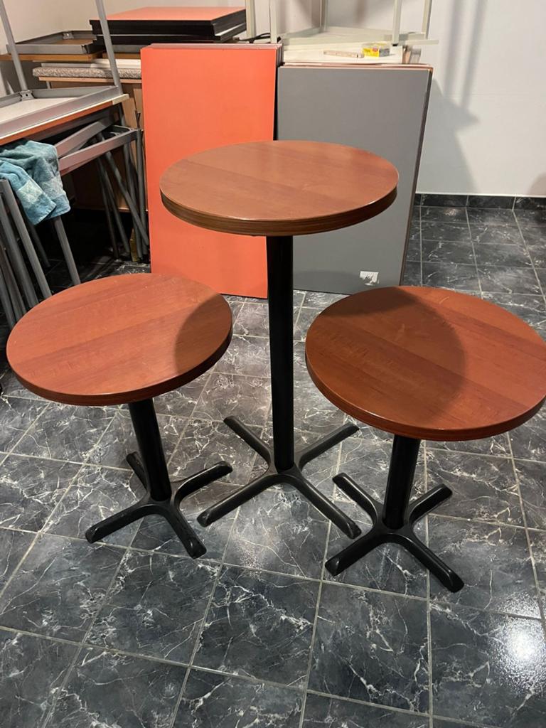 Drie ronden tafel, Huis en Inrichting, Barkrukken, Ophalen of Verzenden