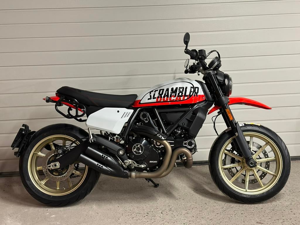 Ducati Scrambler Urban Motard 800cc (2022), Particulier, Naked bike