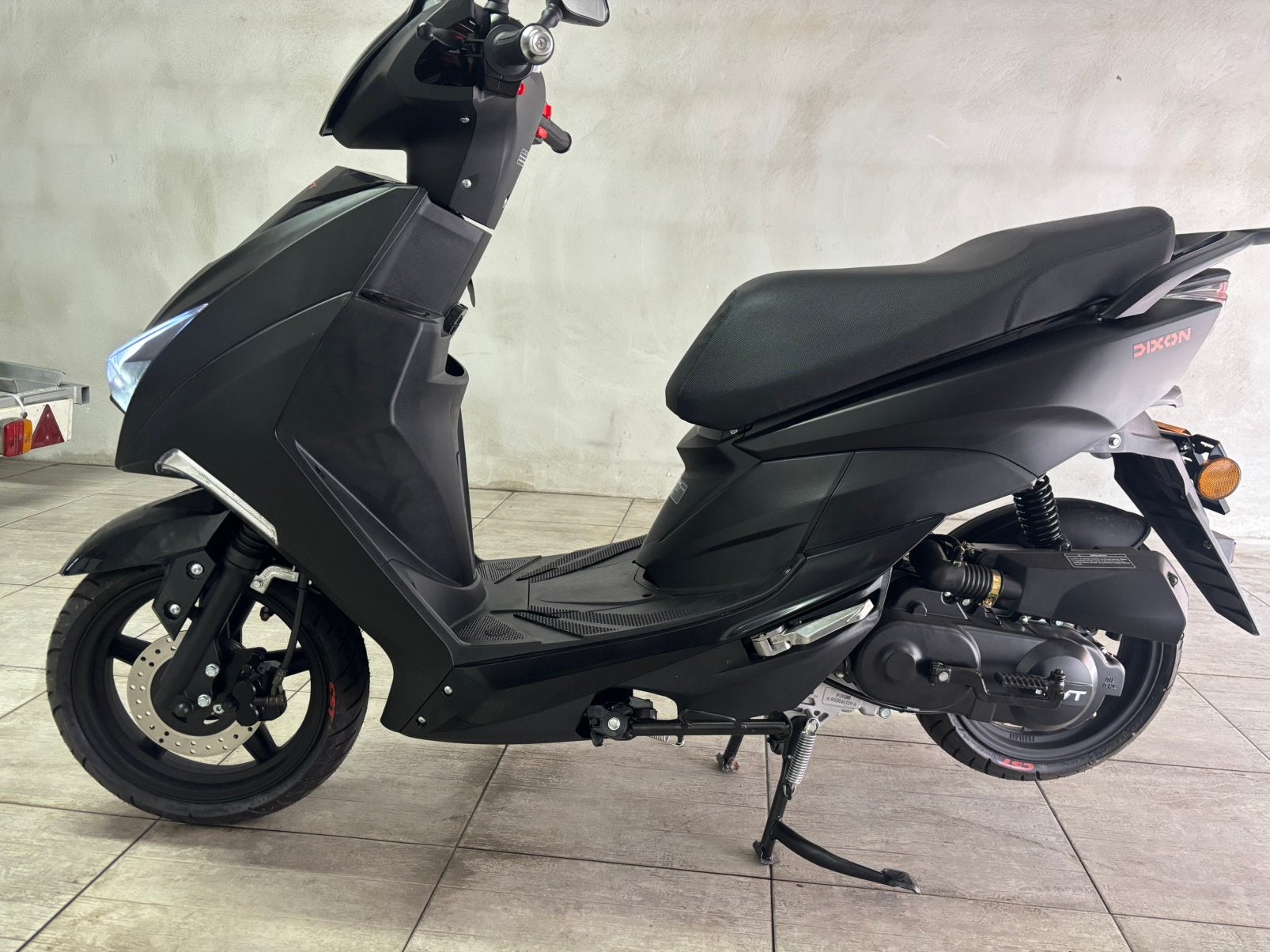 Scooter TNT DIXON classe b 2024 42km, Vélos & Vélomoteurs, Scooters | SYM, Enlèvement, Comme neuf