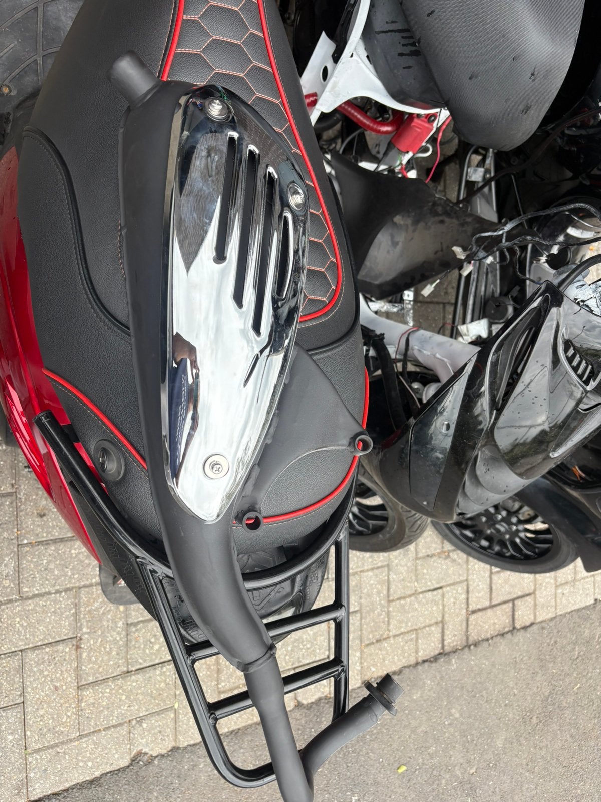 Vespa uitlaat 2v (2 klepper 4 takt), Ophalen of Verzenden