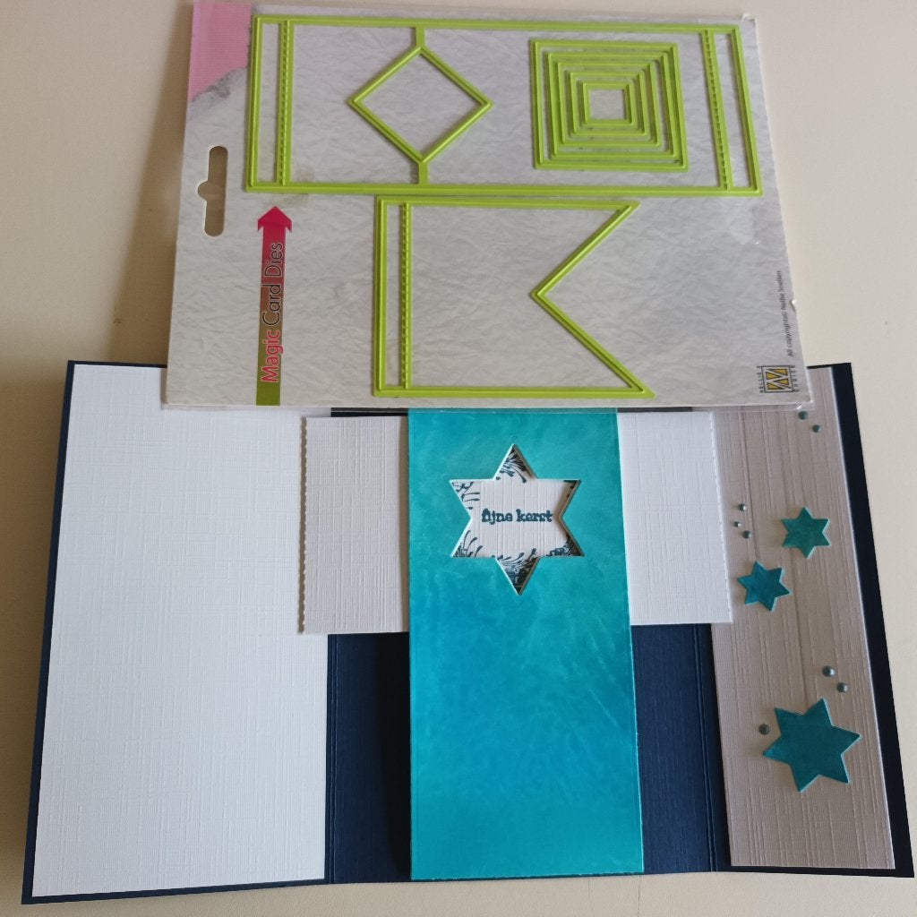 Snijmal Cuttlebug kerst met ster, Hobby en Vrije tijd, Ophalen of Verzenden, Kerst