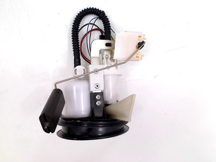 POMPE CARBURANT C BMW F 900 R 2018-2022 (F900R K83), Dhr. S. di Majo, Utilisé, Info@cama-motorparts.nl, P.J. Troelstraweg 8 8
3144 CX  MAASSLUIS, NL